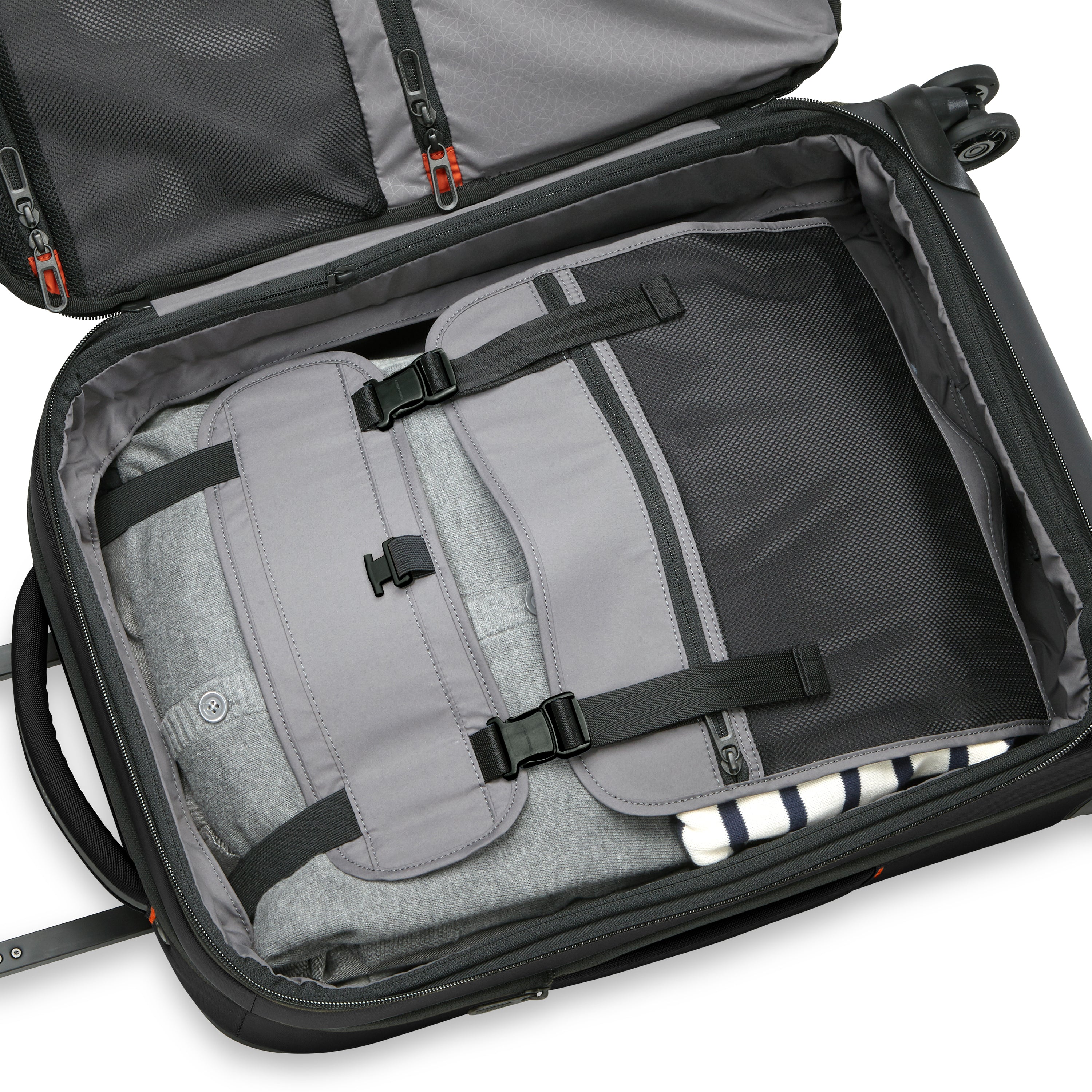 ZDX DOMESTIC 22" CARRY-ON EXPANDABLE SPINNER