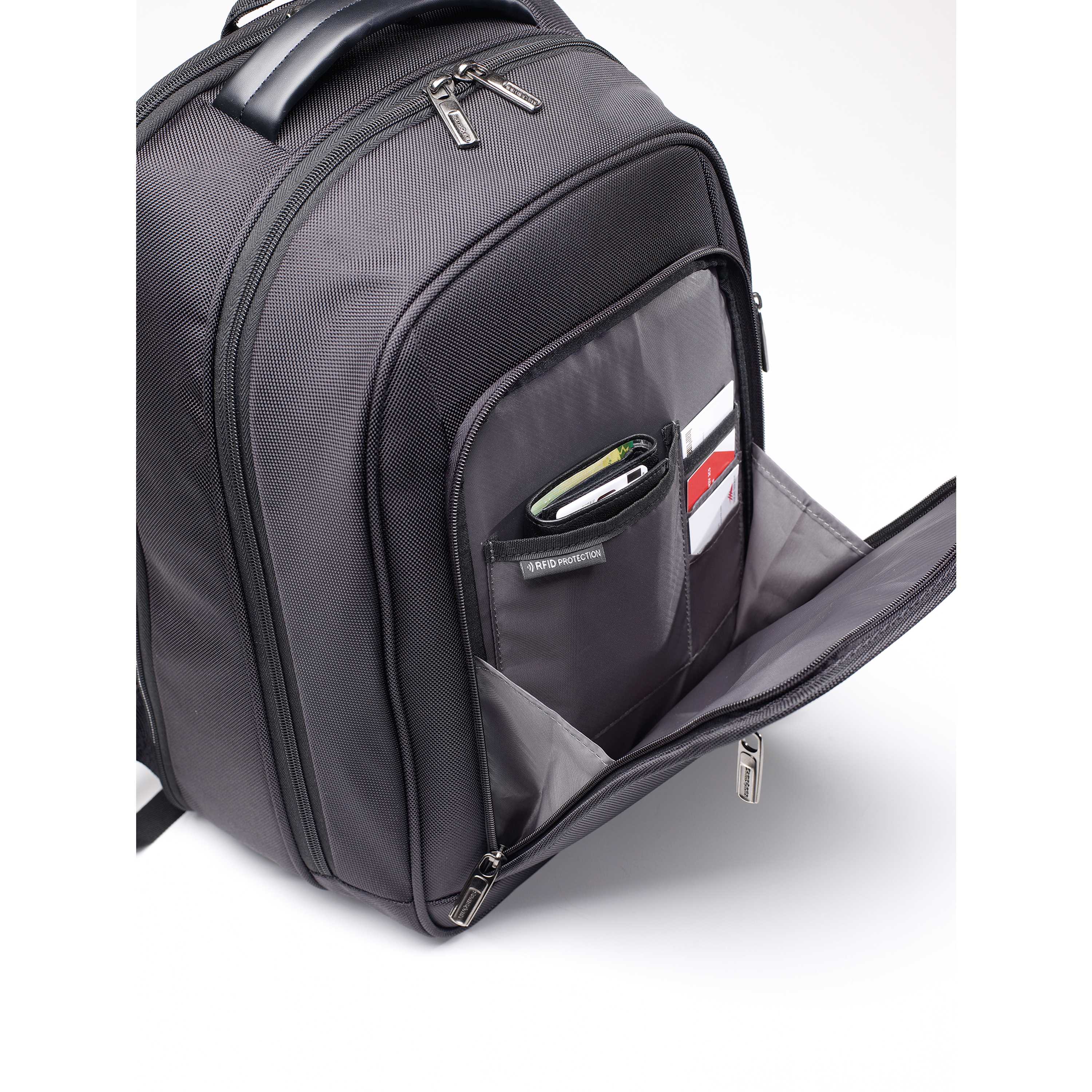 CLASSIC 2 TSA BACKPACK (W/RFID 15.6")