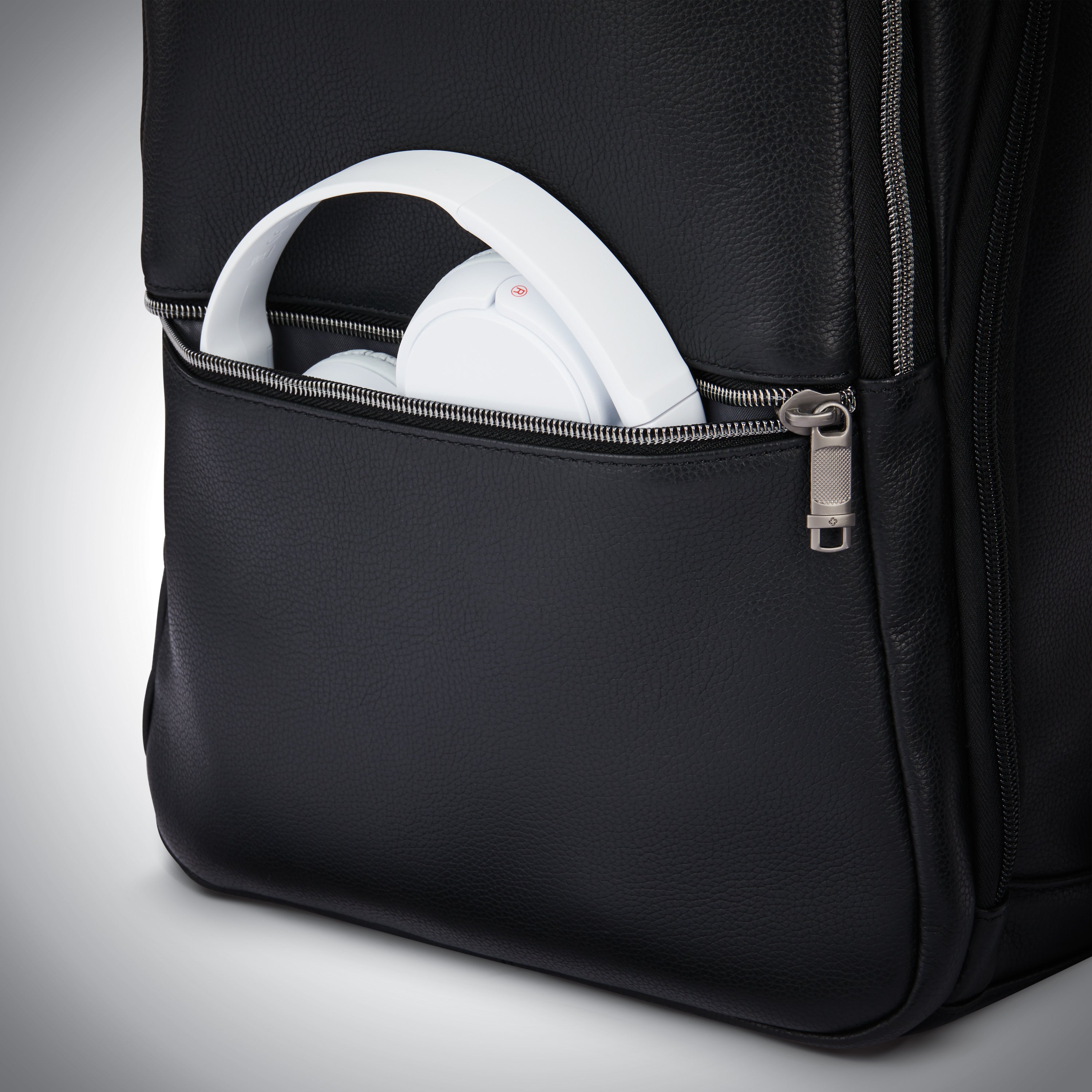CLASSIC LEATHER SLIM BACKPACK (14.1")