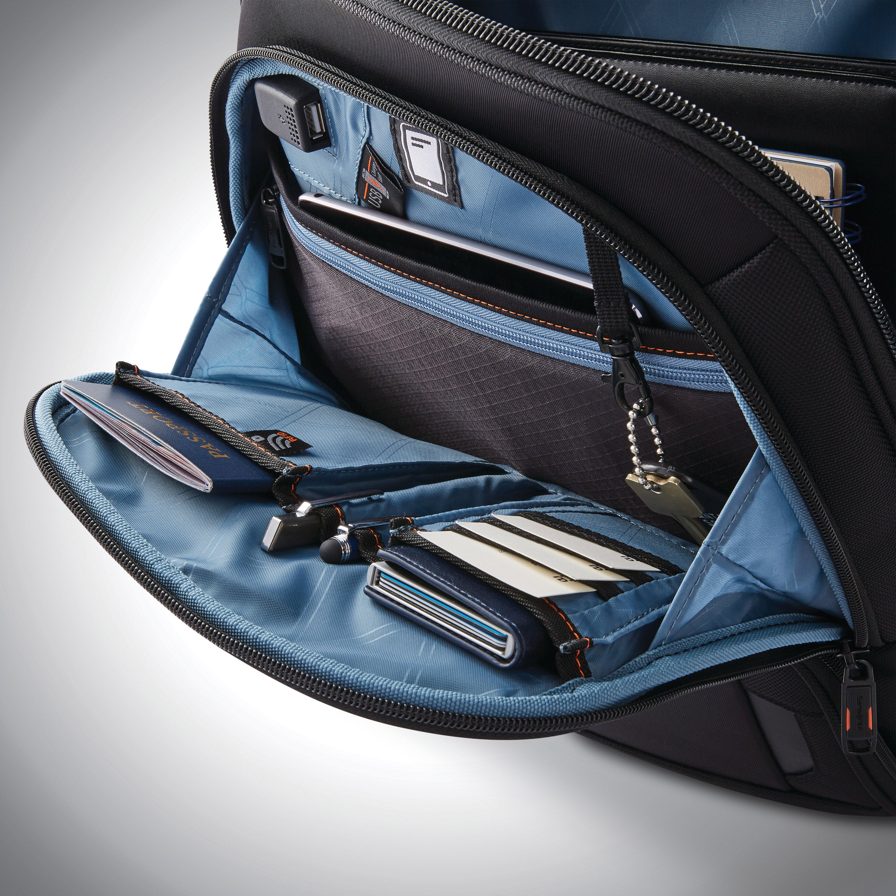 SAMSONTIE PRO SLIM BACKPACK (15.6")
